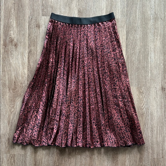 Zara Cheetah Pleated Midi Skirt Size XL Rose & Black - Picture 1 of 5